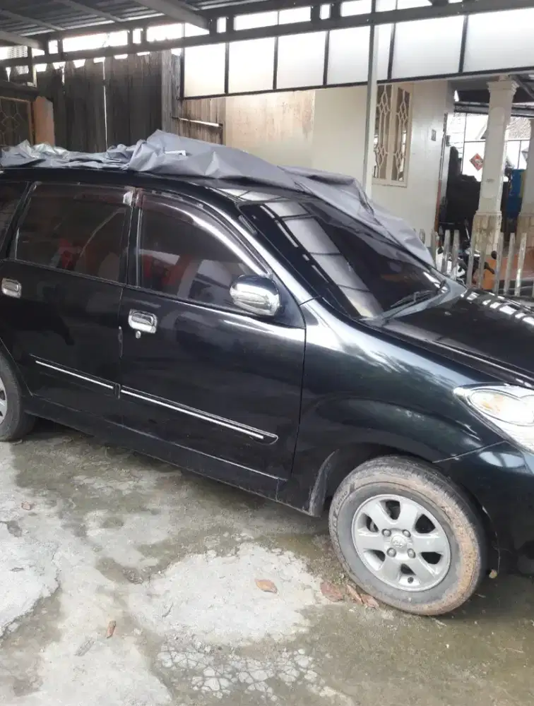 Mobil Avanza Tahun 2006