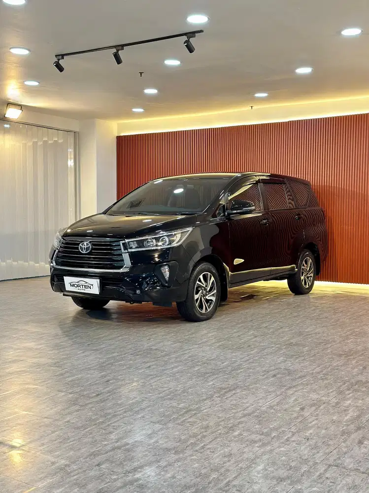 Toyota Innova V 2.4D At