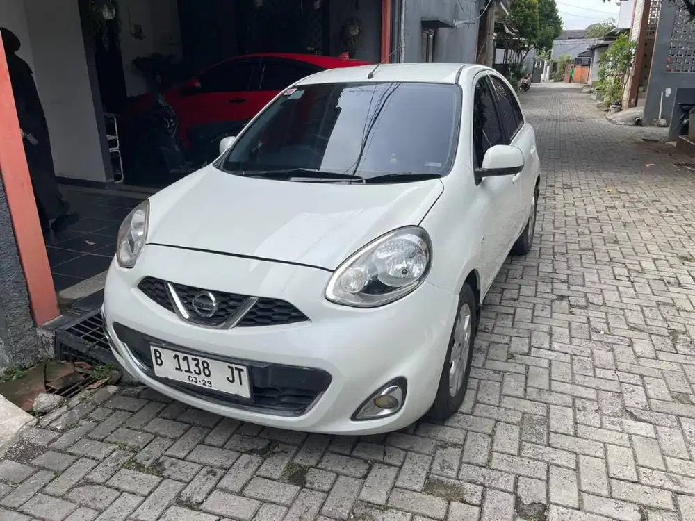 2013 Nissan March 1.5 at