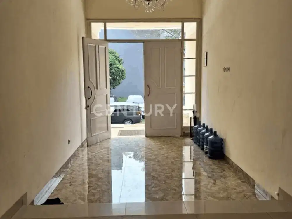 Rumah Florence Pik Furnished 2,5 Lantai Hadap Utara Jakarta Utara