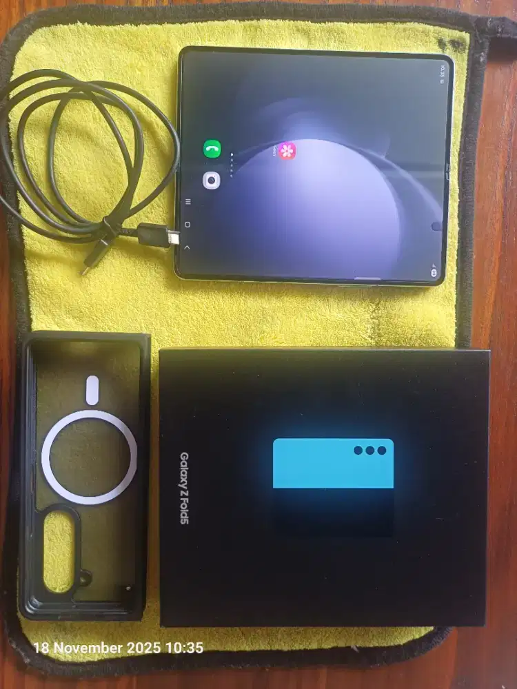Samsung Galaxy Z Fold 5 12/512 ex Gara si Sein