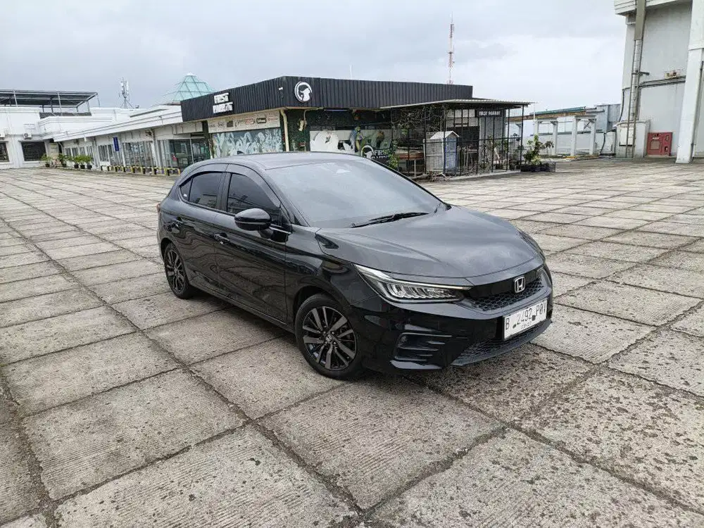 ‼️km15rb‼️Honda City hatchback RS sensing CVT AT Hitam 2022 2023