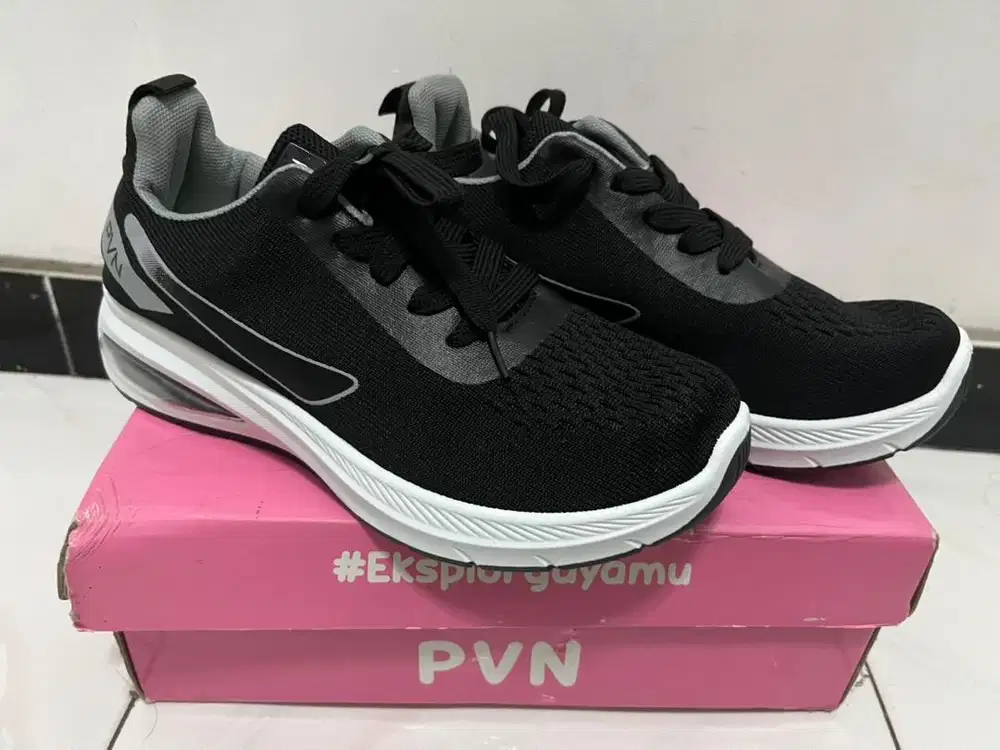 sepatu merk pvn