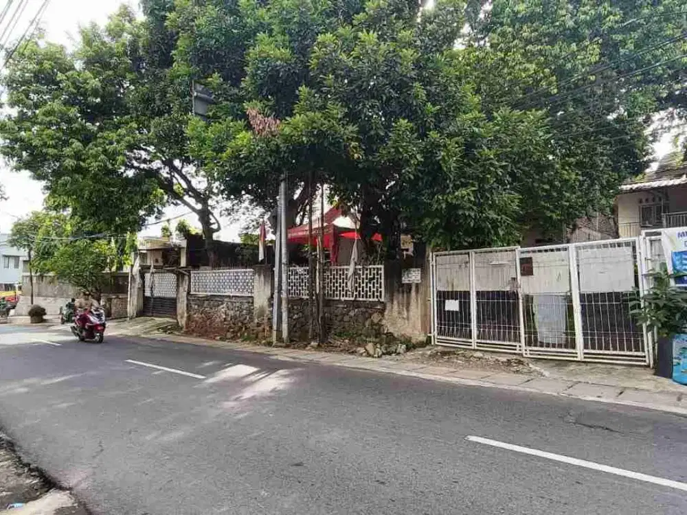 Rumah Lama di Jl Kelapa Tiga Jagakarsa Jakarta Selatan