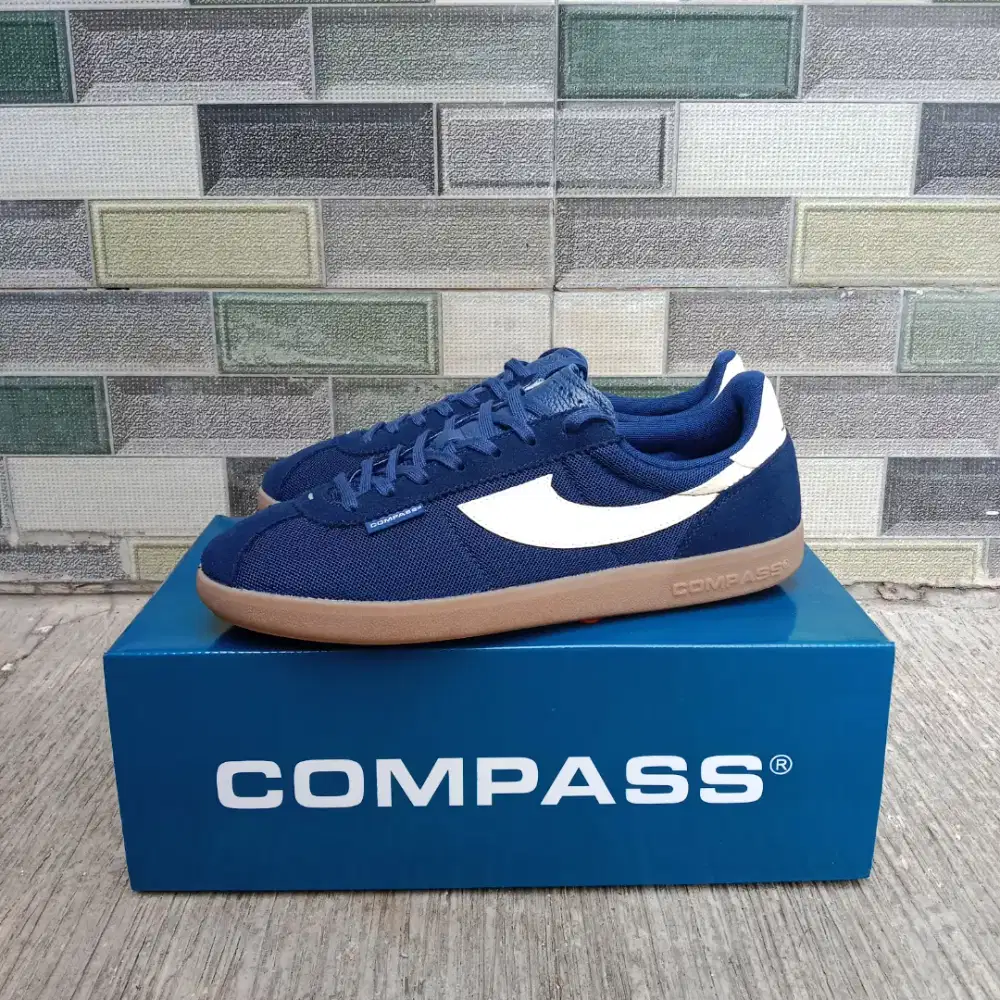 Compass Tribune Original