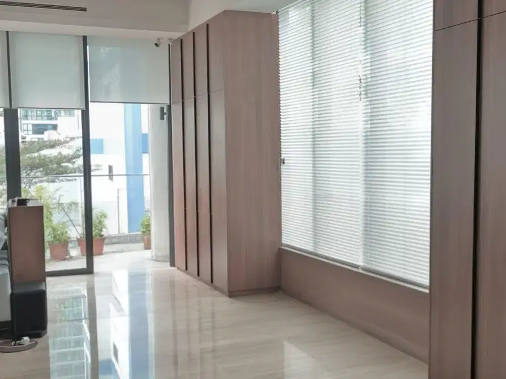 Apartemen La Vie All Suites  4Br Bagus