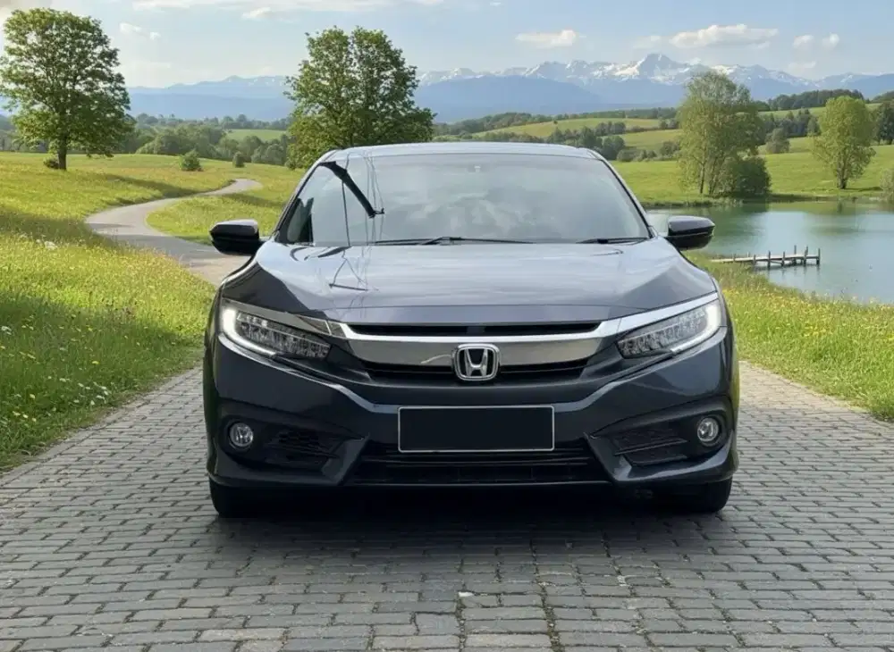 Honda Civic 1.5 ES Turbo AT

Th : 2018