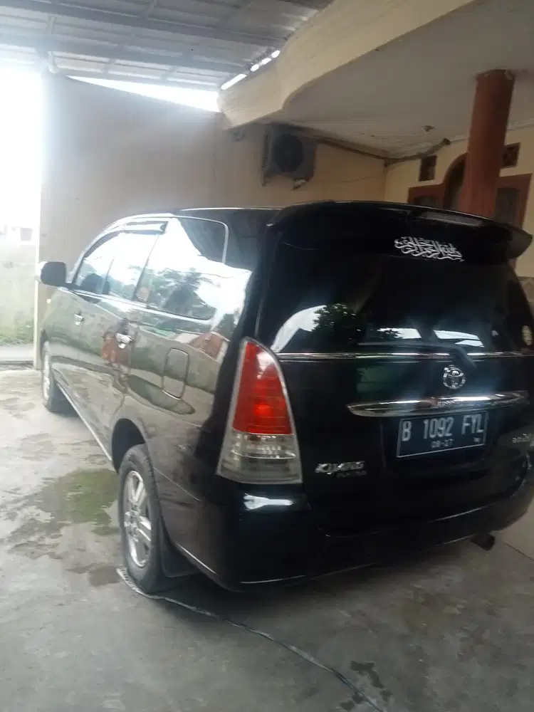 Toyota Kijang Innova 2006 Bensin