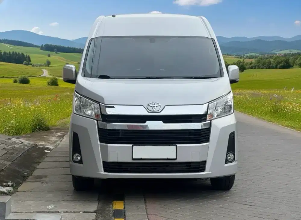 Hiace Premio 2.8 MT
Th: 2024