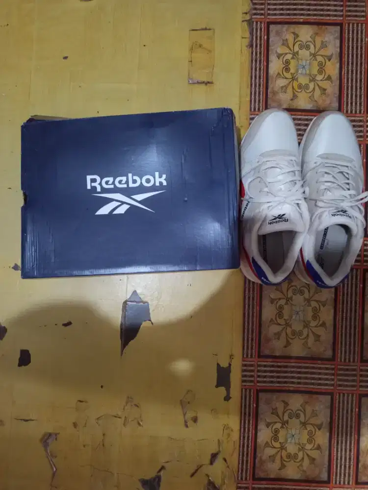 Sepatu Reebok Ultra Flash