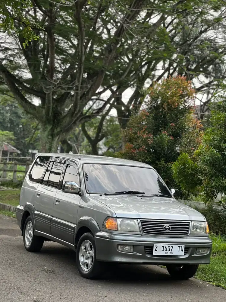 RARE!KIJANG KRISTA 2.0 Efi 2001 MATIC bensin
