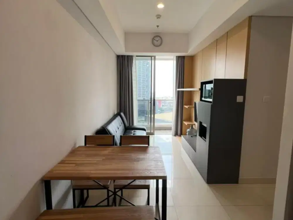 3BR Hook Furnished Apartemen Taman Anggrek Residences - Jakarta Barat