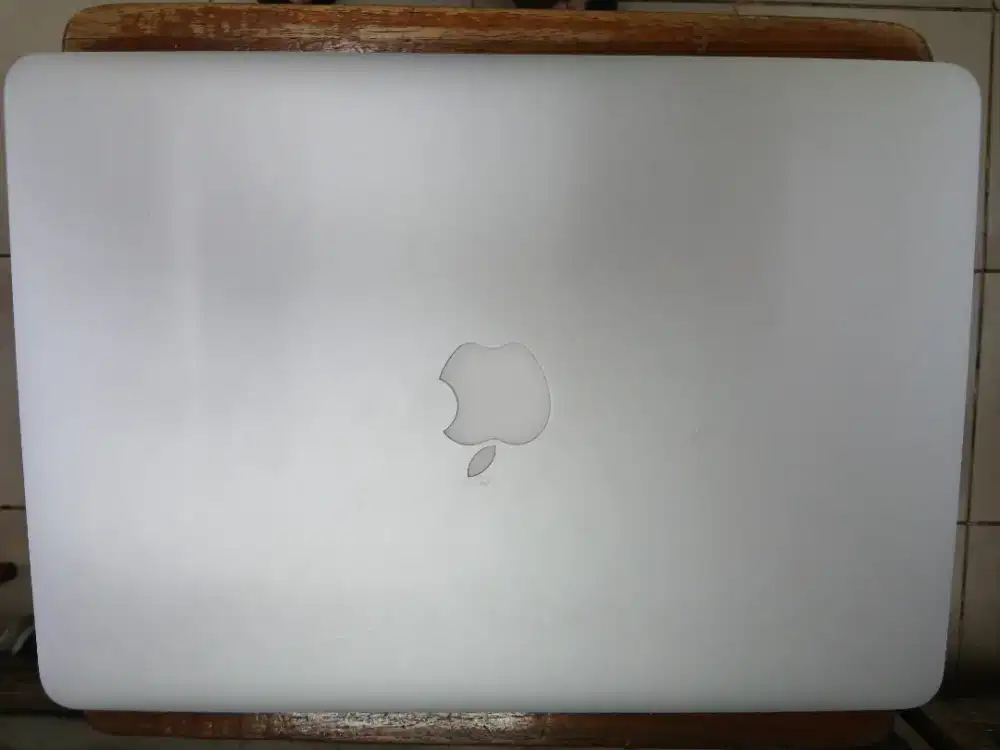 Macbook Air Core i5 Murah Aj Gan!!