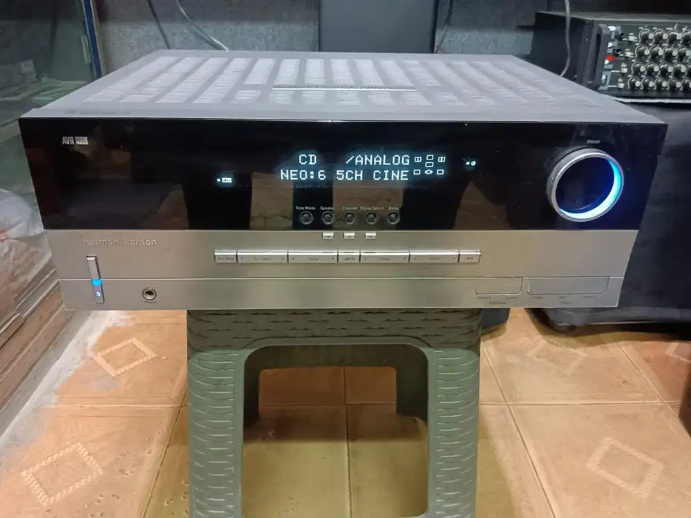 Amplifier harman kardon avr 140 + remote