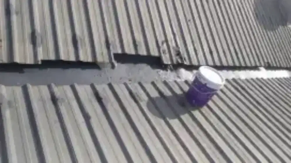 Tukang perbaikan atap bocor dinding dak rembes talang air renovasi