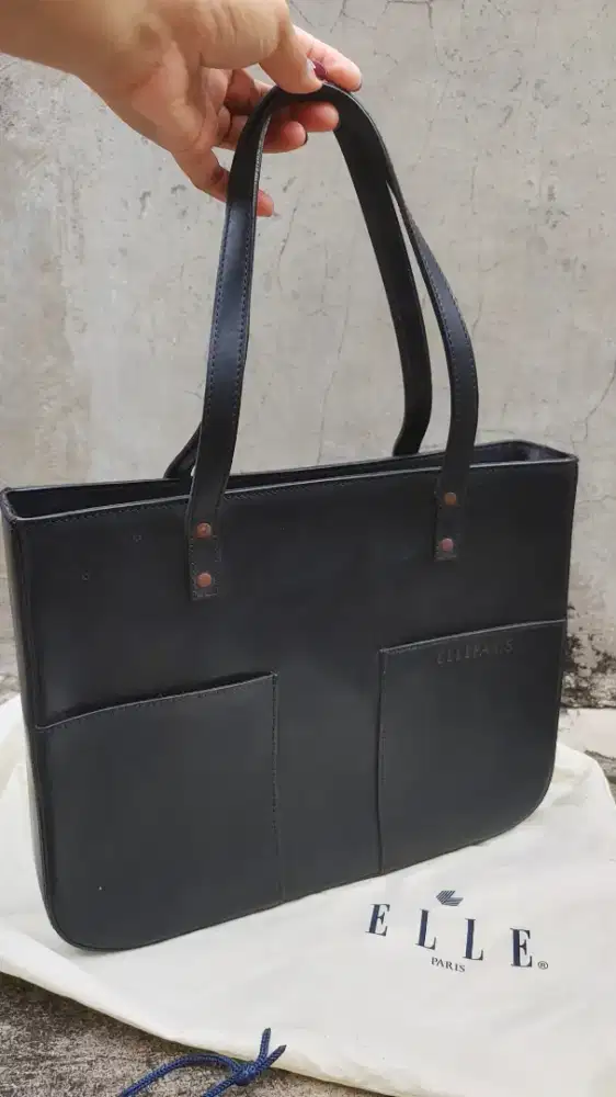 Elle worked Stachel Vintage