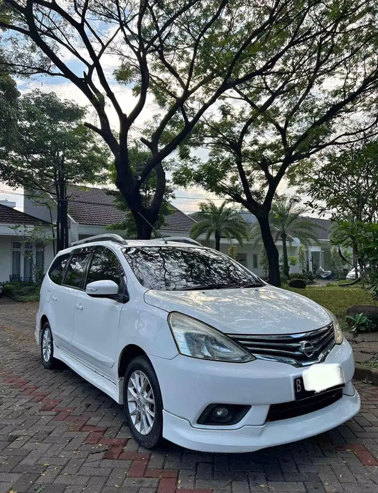 Nissan Grand livina 2014 Bensin
