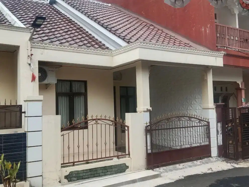 Rumah Hadap Utara 9 Menit ke Stasiun Cilebut SHM Dibantu KPR J-38633