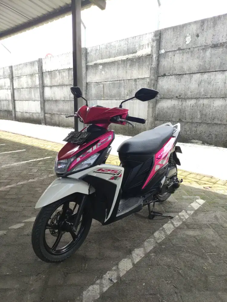 Mio M3 2016 Merah Muda