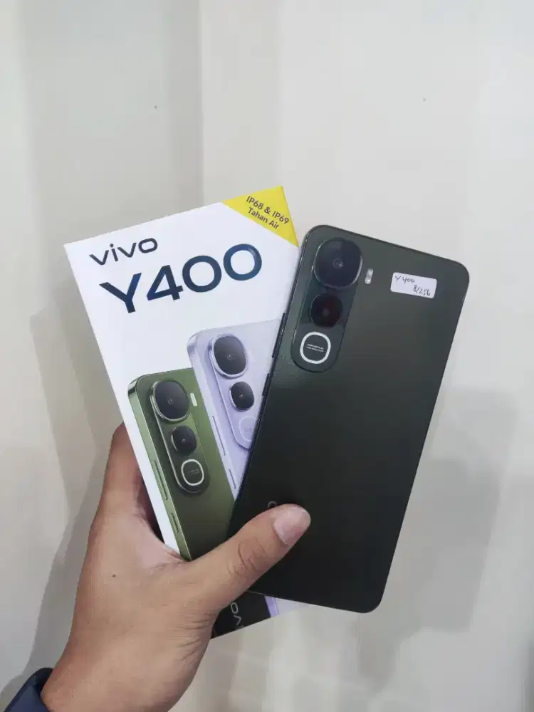 Vivo y400 4g ram 8/256 second like new