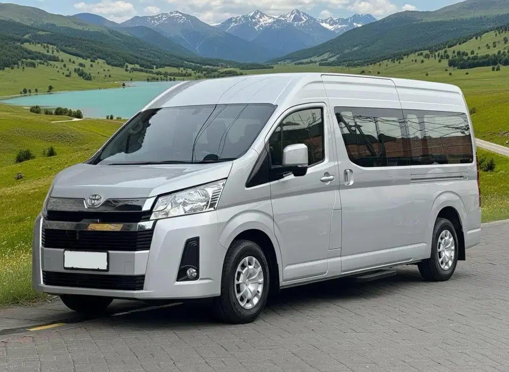 Toyota Hiace Premio 2.8 Mt 2024 km +/- 520