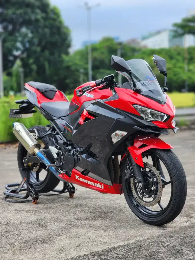 Kawasaki New Ninja 250 FI ABS KEEYLES Merah
