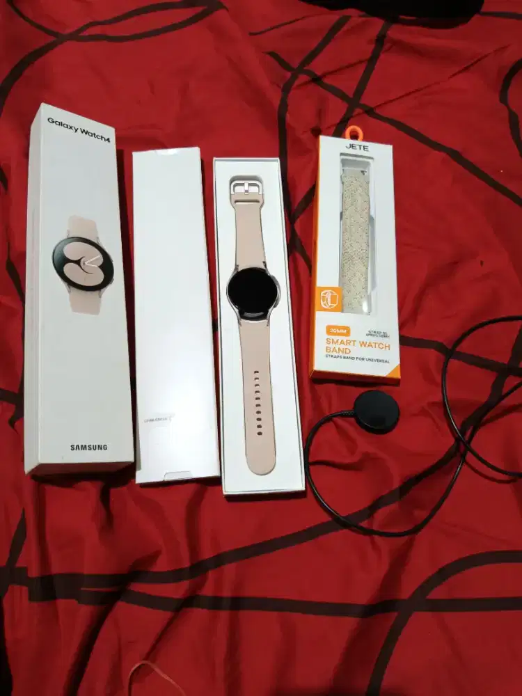 Samsung Galaxy Watch 4 (40 mm) Warna Rose Pink Second Fullset Resmi