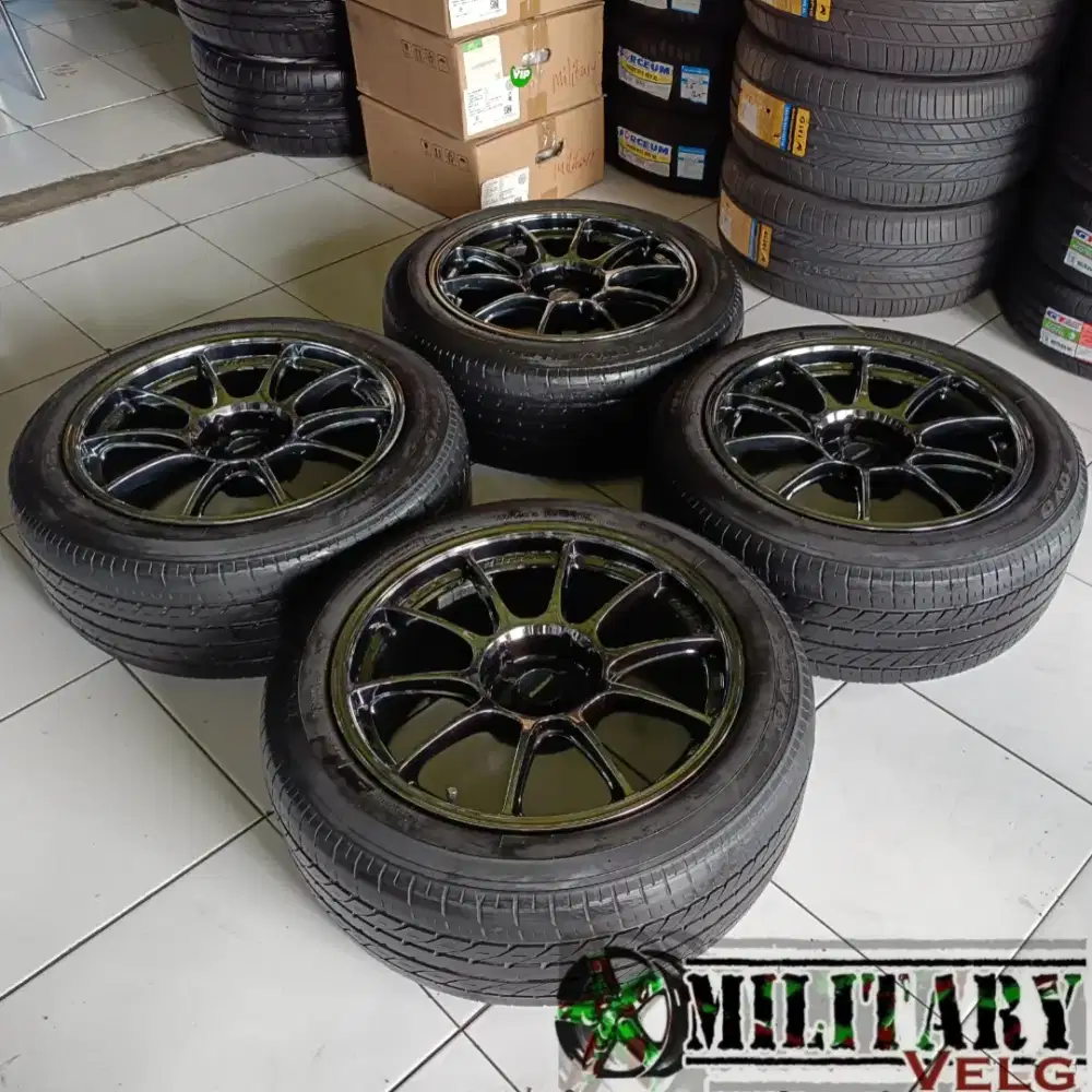 TC105X Flowforming R18 Blackchrome