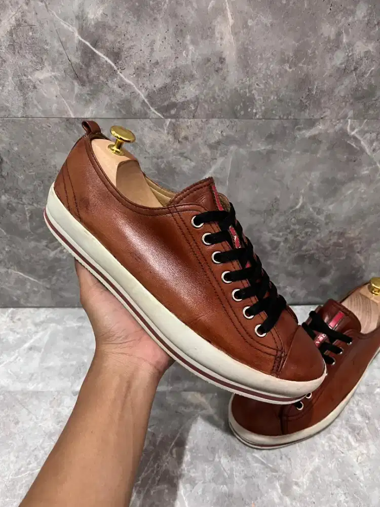 Sepatu Prada Original Sneaker casual formal not louis vuitton bally lv