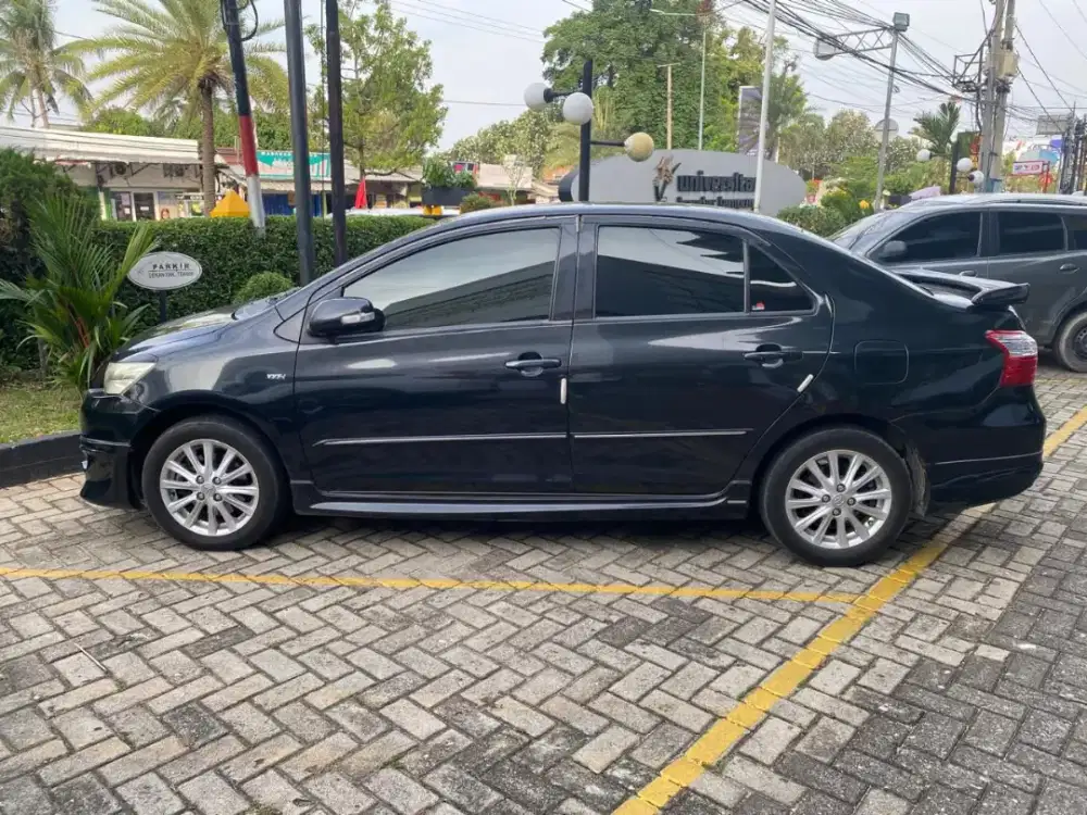 DIJUAL Toyota Vios Th. 2011-1500 TRD Bensin Automatic Warna Hitam