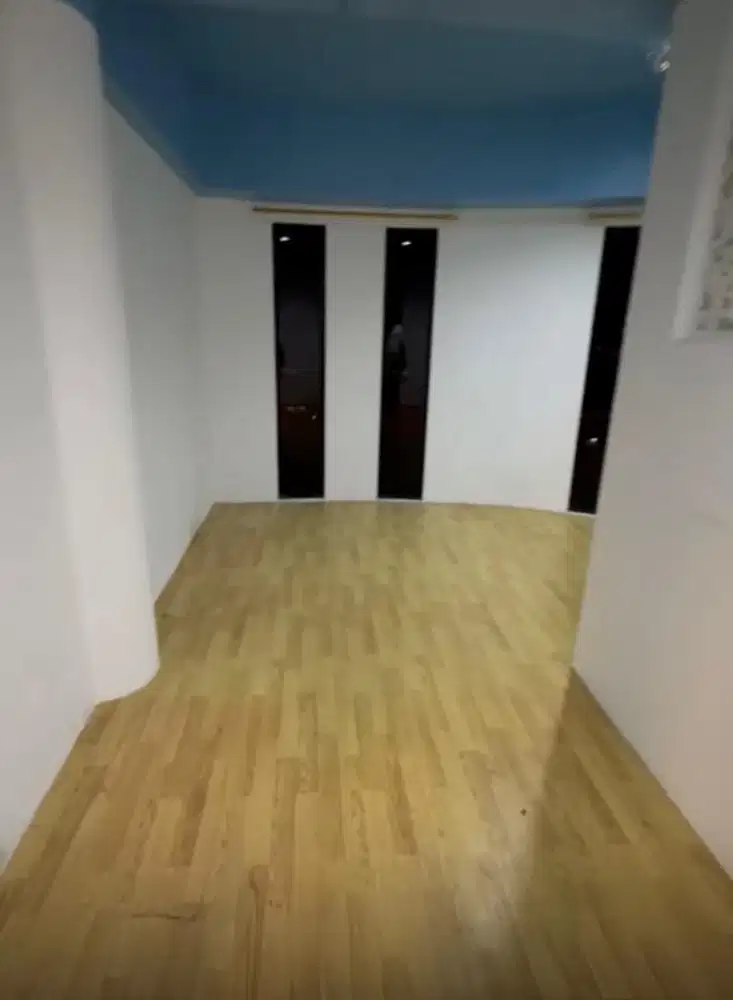 kantor royal55 royal residence