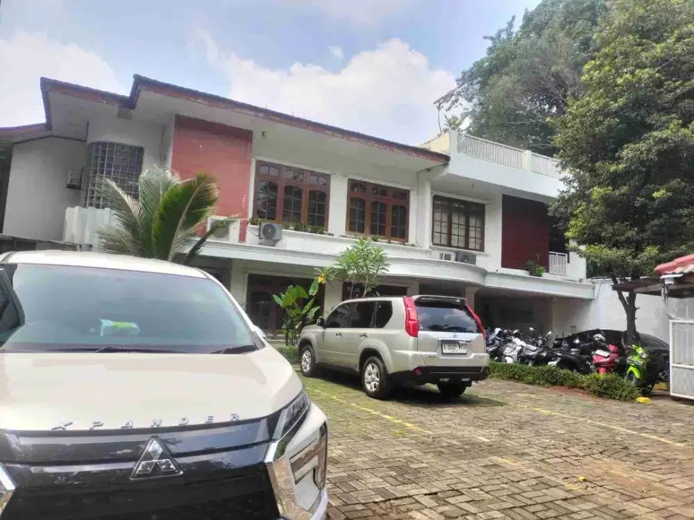 Bangunan Komersil 2 Lantai Di Jl Kemang Timur Bangka Jakarta Selatan