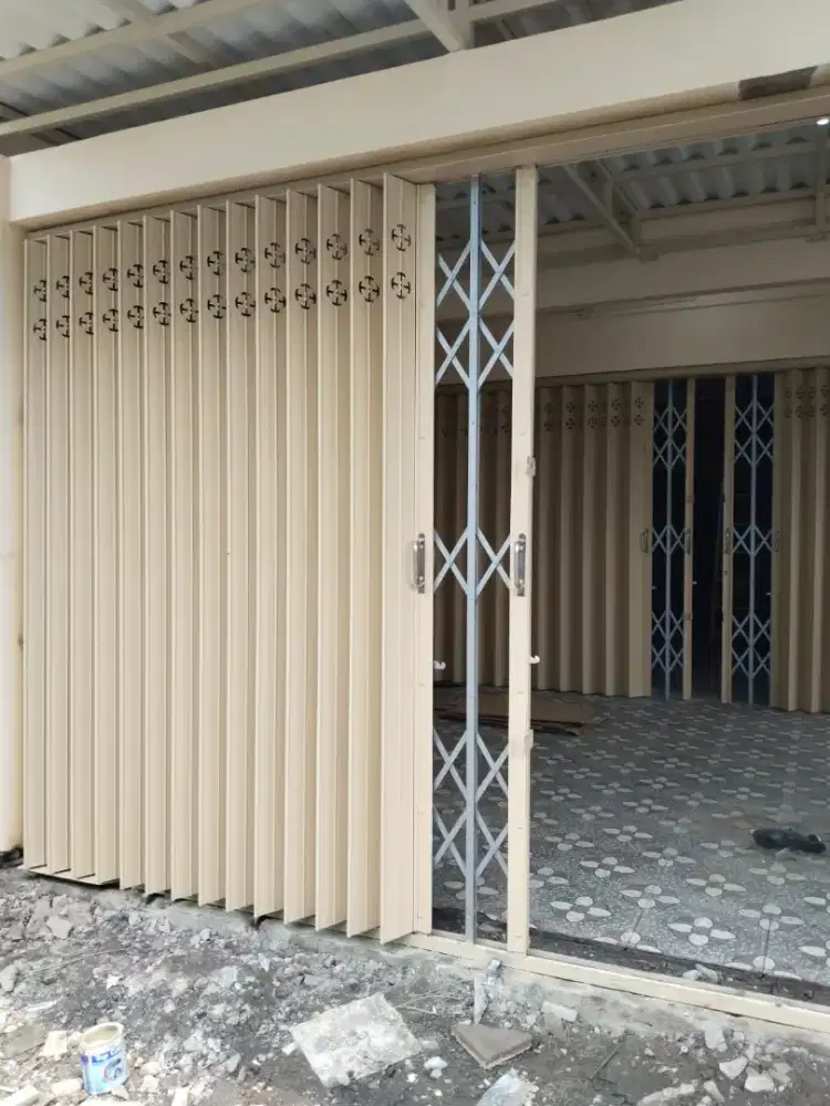 Produsen pintu harmonika