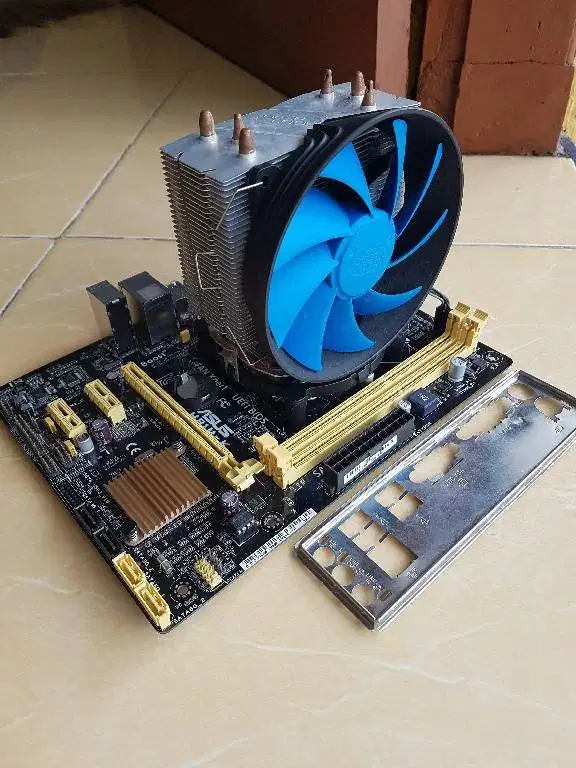 Sepaket Intel Core i7 4770 | Motherboard ASUS H81M-K