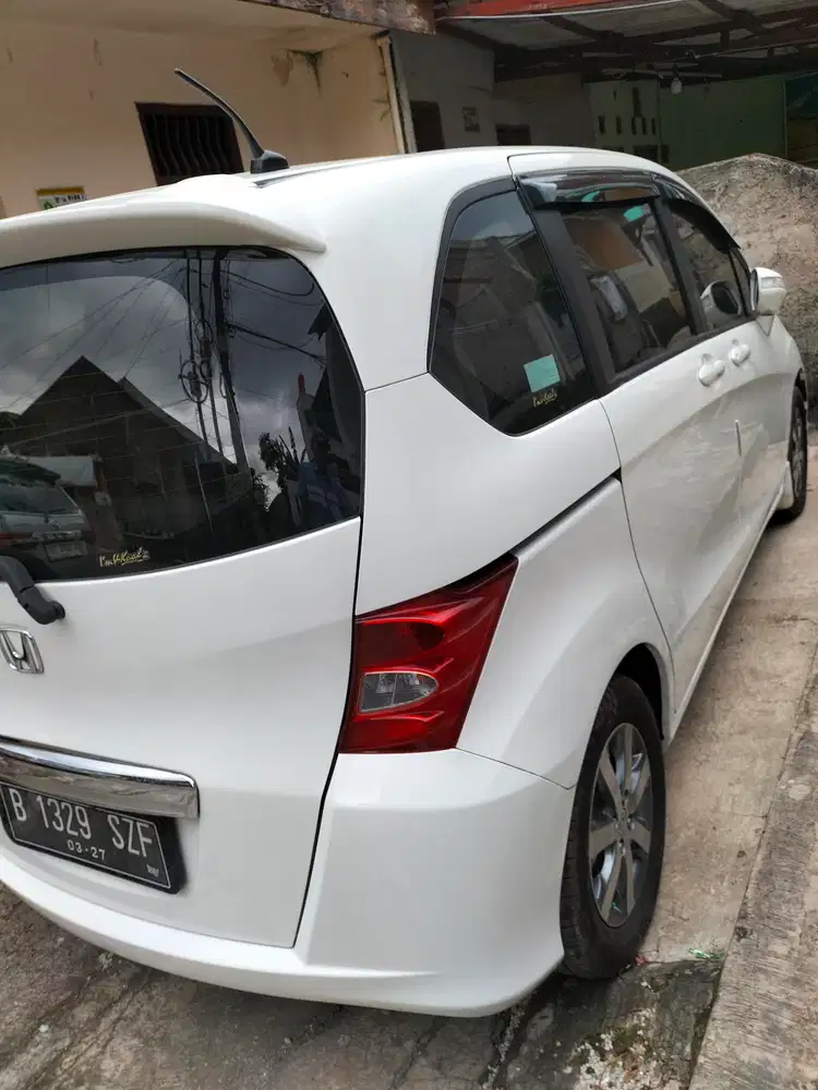 Honda Freed 2012 Bensin
