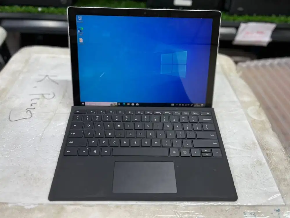 SURFACE PRO 7+ Core i5-1135G7 Ram 8GB VGA Iris Xe N-WJ