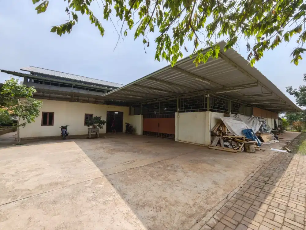 Dijual Gudang Jl.  Raya Kampung Melayu Hitung Tanah