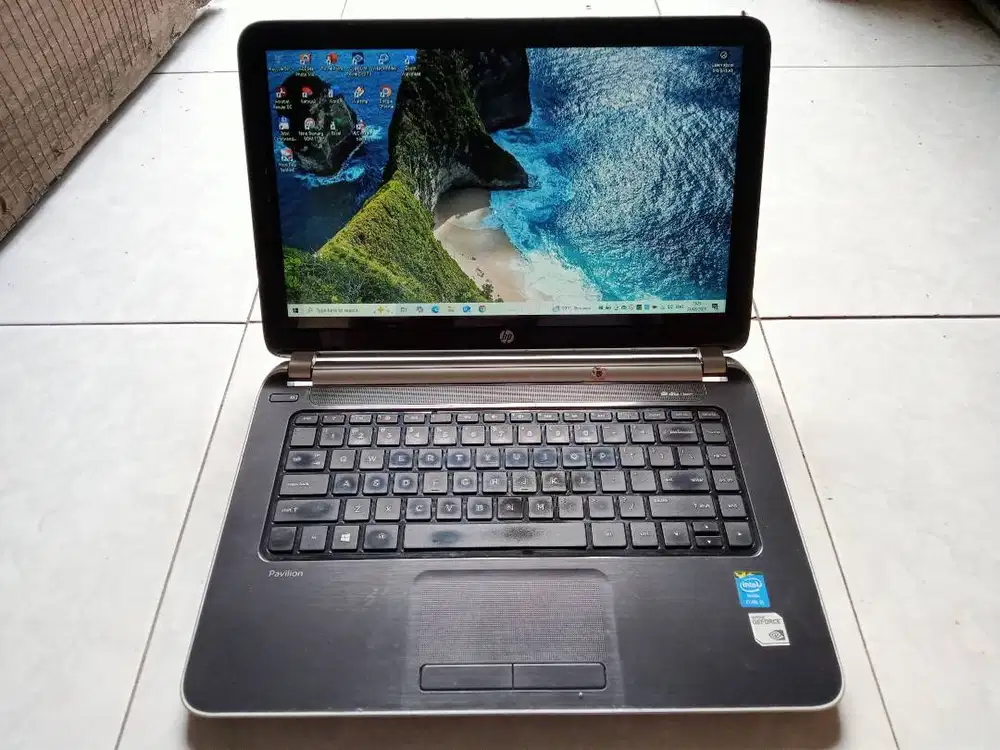 hp Pavilion / Core i5 Gen-4 / nVidia GT 740M / SSD 256Gb / 8Gb / 2 Jam