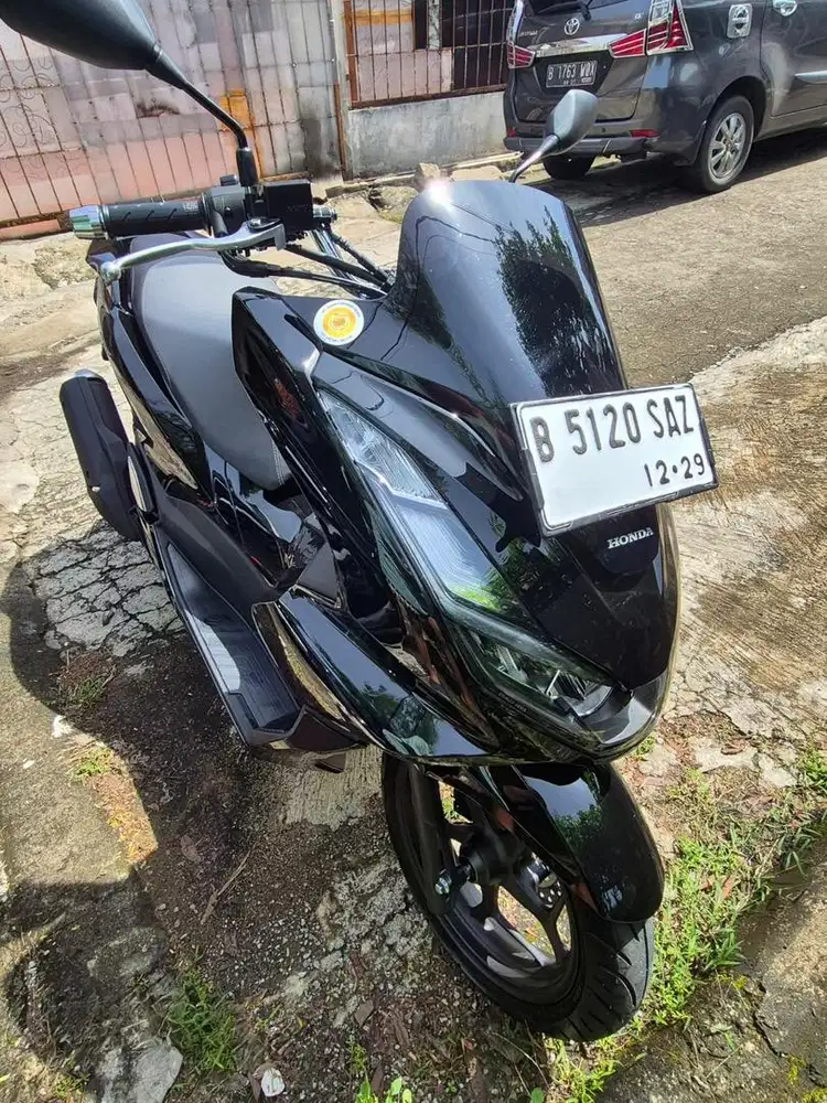 HONDA PCX 160 2024 - HITAM