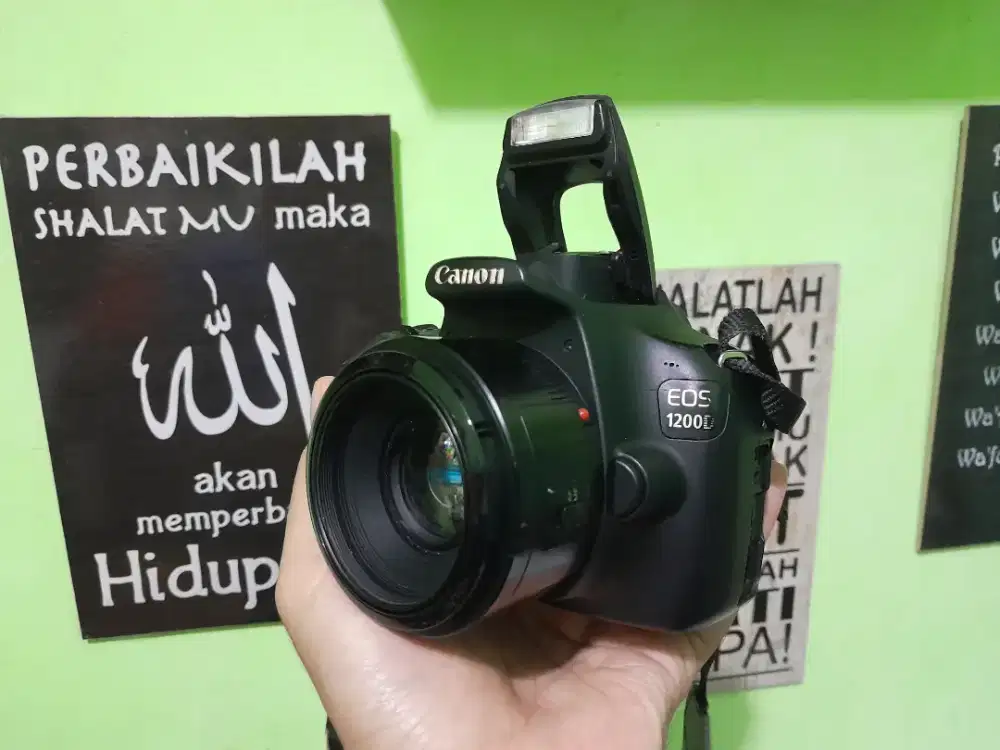 Kamera dslr Canon 1200D Lensa Fix