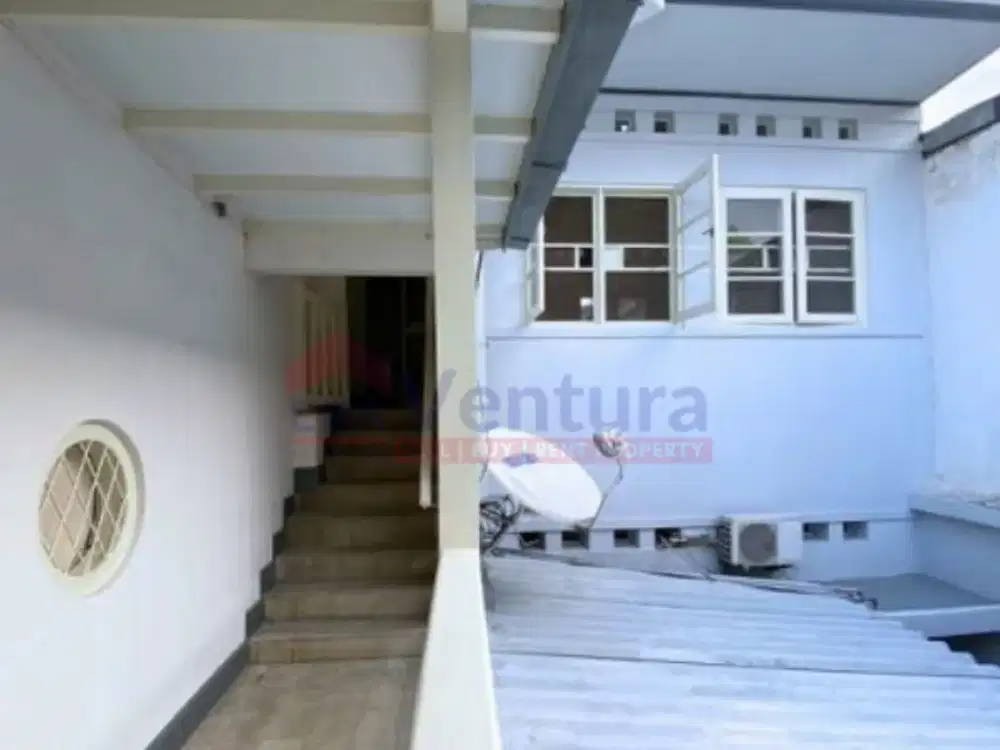 Disewakan Rumah Premium Heritage di RA Kartini, Darmo Surabaya Pusat