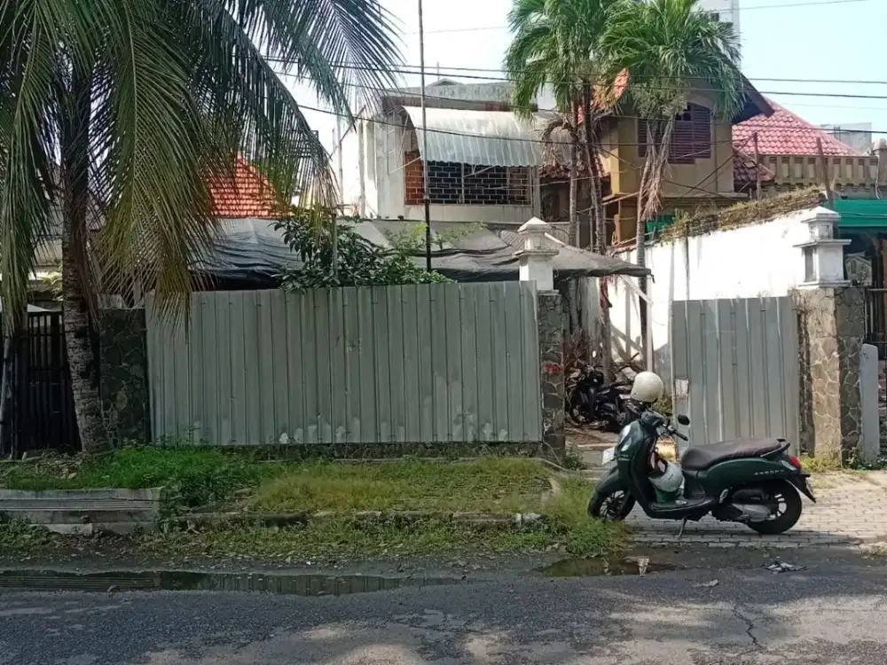 Jarang ada! dijual rumah hitung tanah jalan sumatra gubeng