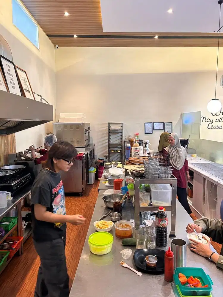 Baker & Cooks for BAKE UP Bakery & Cafe