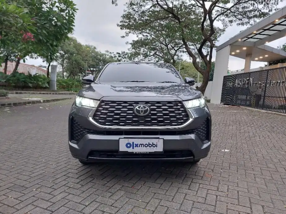 LOW DP Toyota Kijang Innova 2.0 Zenix Q HV CVT TSS-AT 2023 FMD