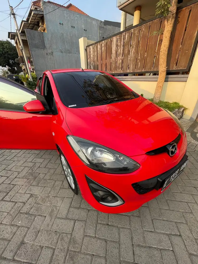 Mazda 2 2011 Bensin