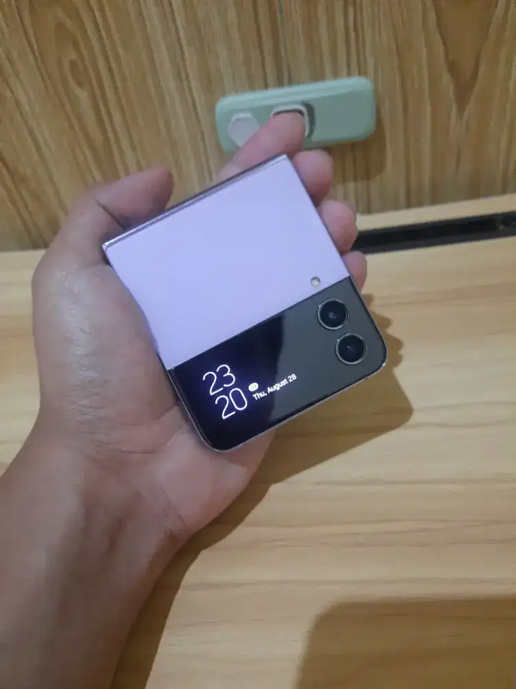 Samsung Z Flip 4 layar utama mati mesin aman