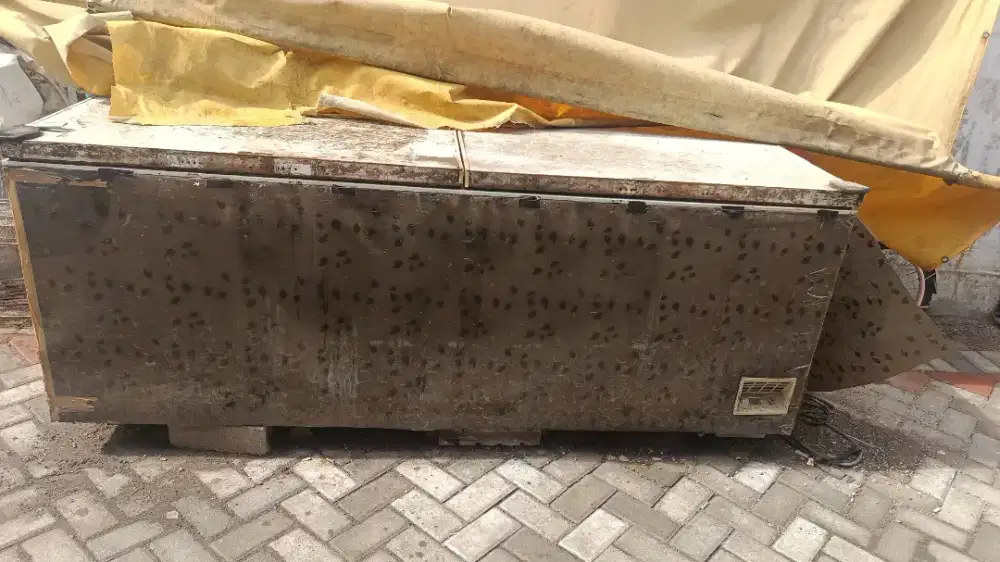 Dijual flezeer box 2 pintu mesin normal