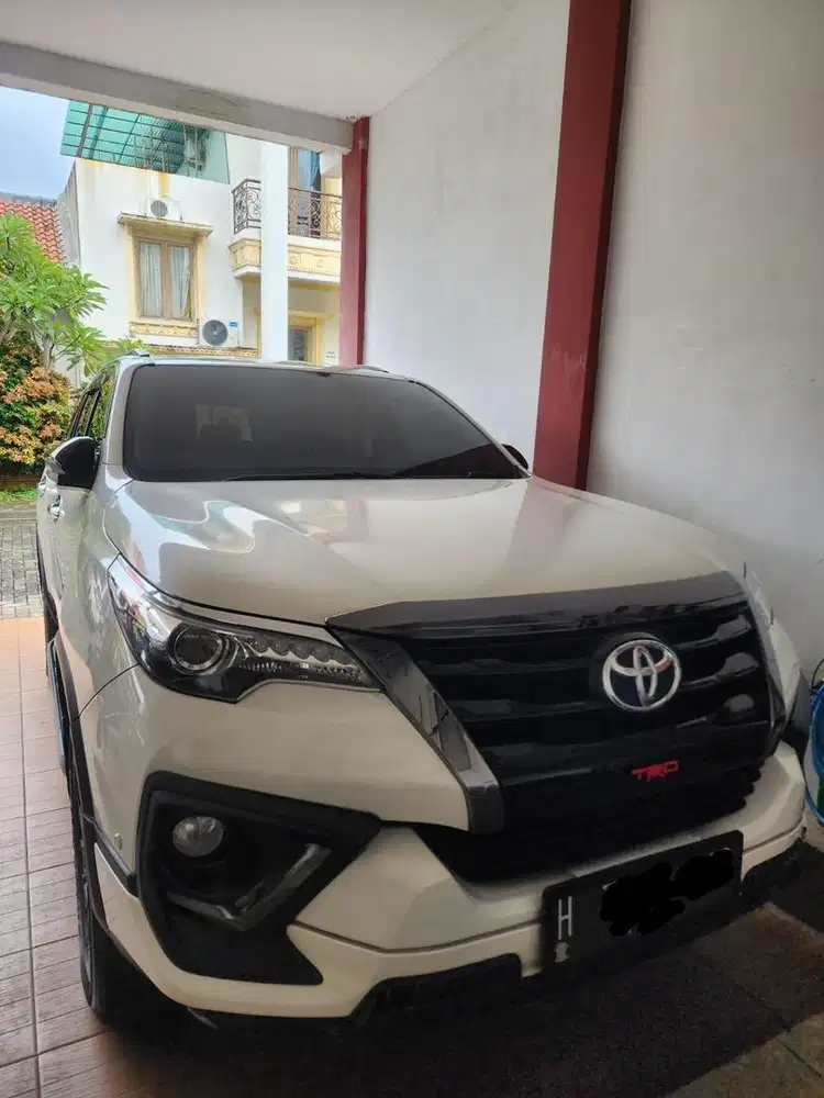 FORTUNER TRD 2019 kick sensor