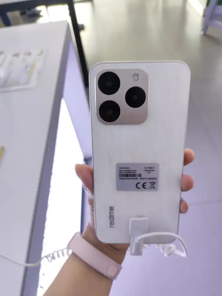 REALME 15T 5G, RAM 18/256GB