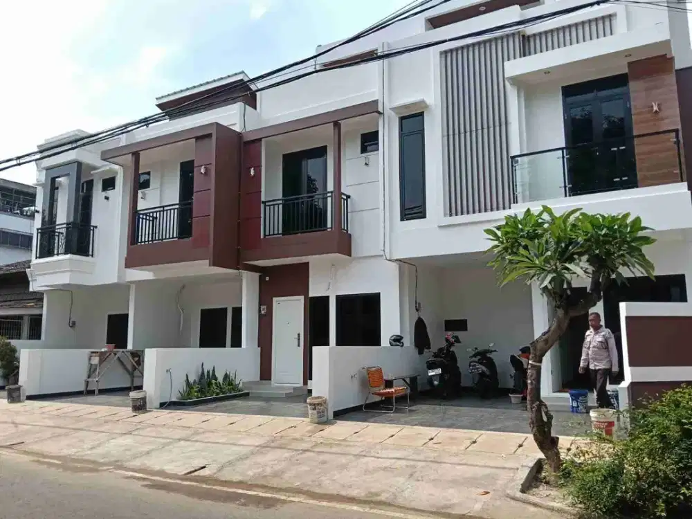 Di jual Rumah Mewah  di Cempaka putih Jakarta pusat lokasi strategis bebas banjir